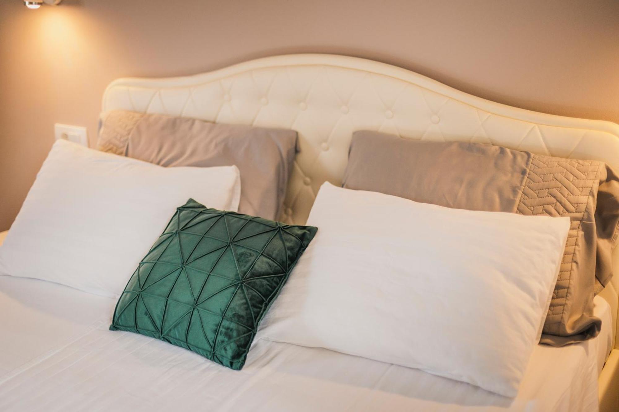 Rooms With Breakfast Near Porec Nova Vas  Εξωτερικό φωτογραφία